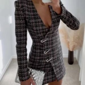 ZARA WOMAN V-NECK RHINESTONE TWEED TEXTURED BLAZER DRESS 4661/330 small NEW